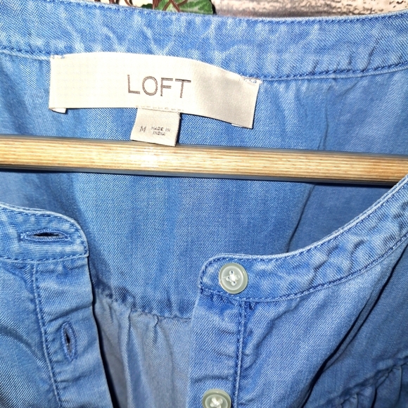 LOFT | 100% Lyrocell Ruffle Shoulder Pullover Chambray Top - Blue - Picture 8 of 15